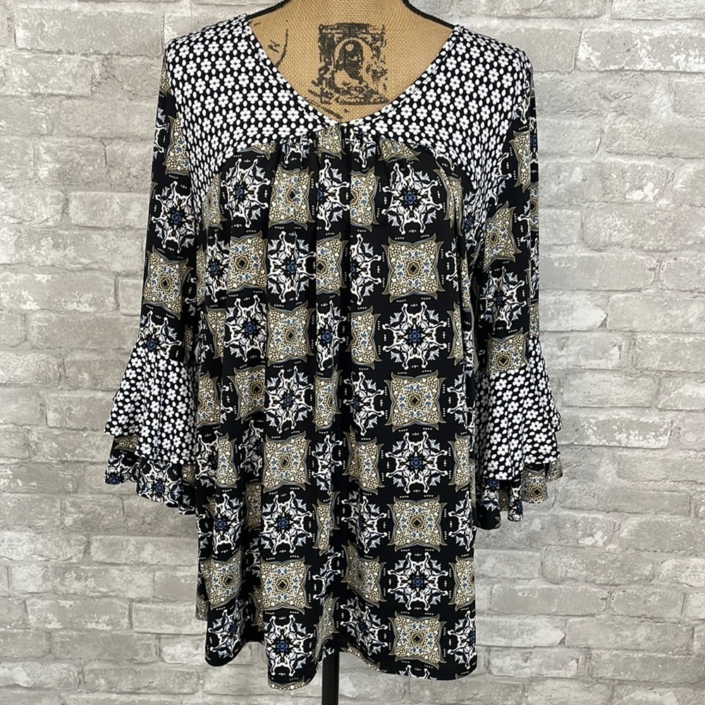 NY Collection Bell Sleeve Top